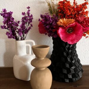 Welke vaas kies je voor welke bloemen?